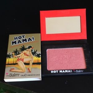 TheBalm Hot Mama Blush